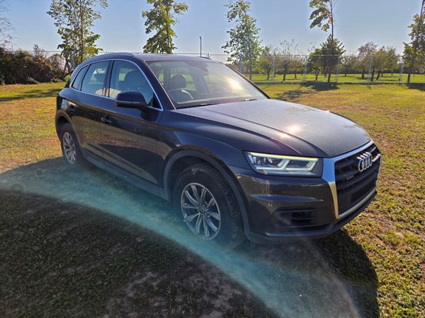 AUDI Q5 quattro 2,0 TDI Select S tronic